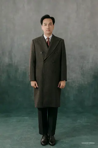Chú rể Minh Đức — Reid & Taylor Ghi Tối Kẻ Kim, ảnh 2