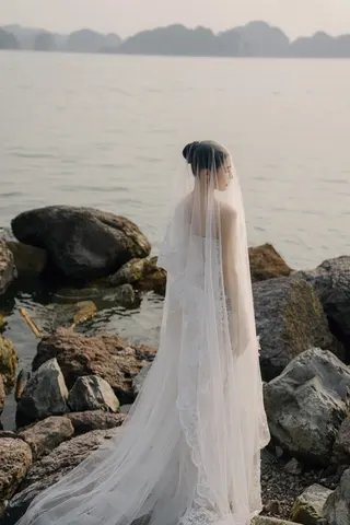 Chú rể Nam Anh — Tuxedo Printemps Velvet Đỏ Bordeaux, ảnh 18