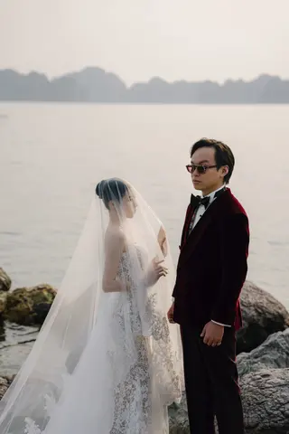 Chú rể Nam Anh — Tuxedo Printemps Velvet Đỏ Bordeaux, ảnh 24