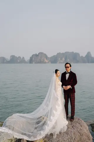 Chú rể Nam Anh — Tuxedo Printemps Velvet Đỏ Bordeaux, ảnh 25