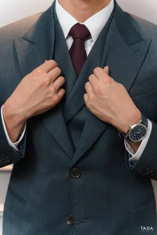 Chú rể Đức Tiệp — Holland & Sherry Xanh Navy, ảnh 17