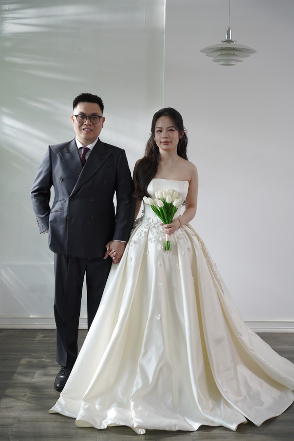Khoảnh khắc thì thầm ngọt ngào